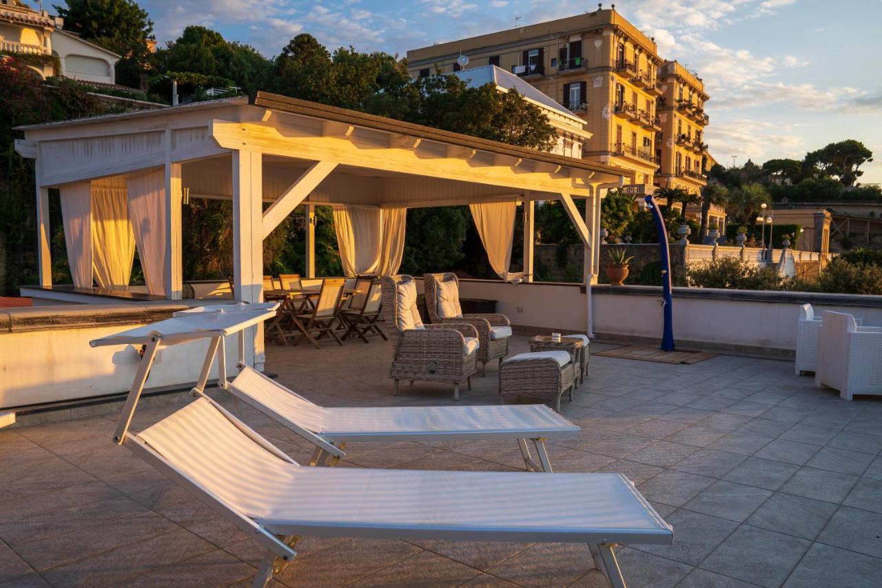 Le Stanze Di Sissi - Luxury Suites Napoli Ngoại thất bức ảnh