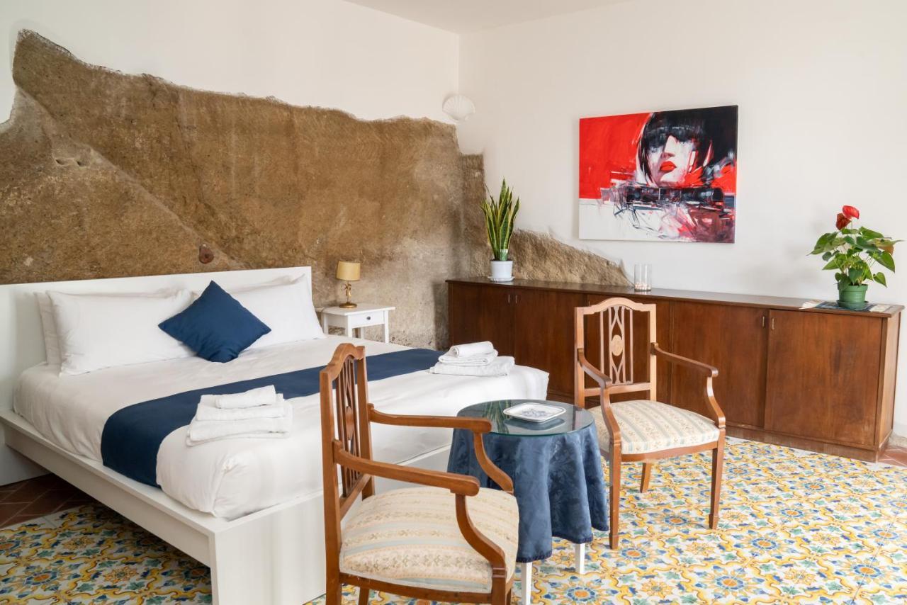 Le Stanze Di Sissi - Luxury Suites Napoli Ngoại thất bức ảnh