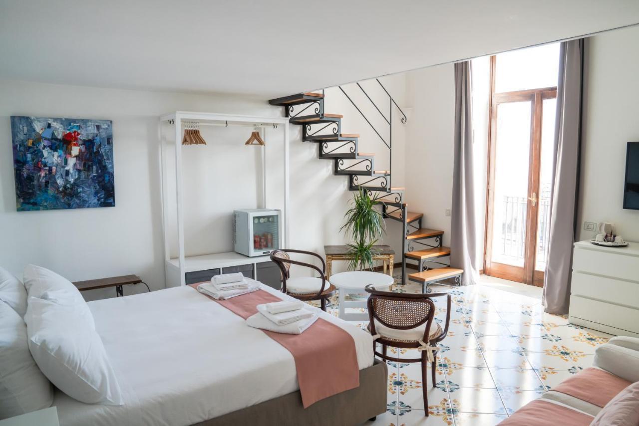 Le Stanze Di Sissi - Luxury Suites Napoli Ngoại thất bức ảnh