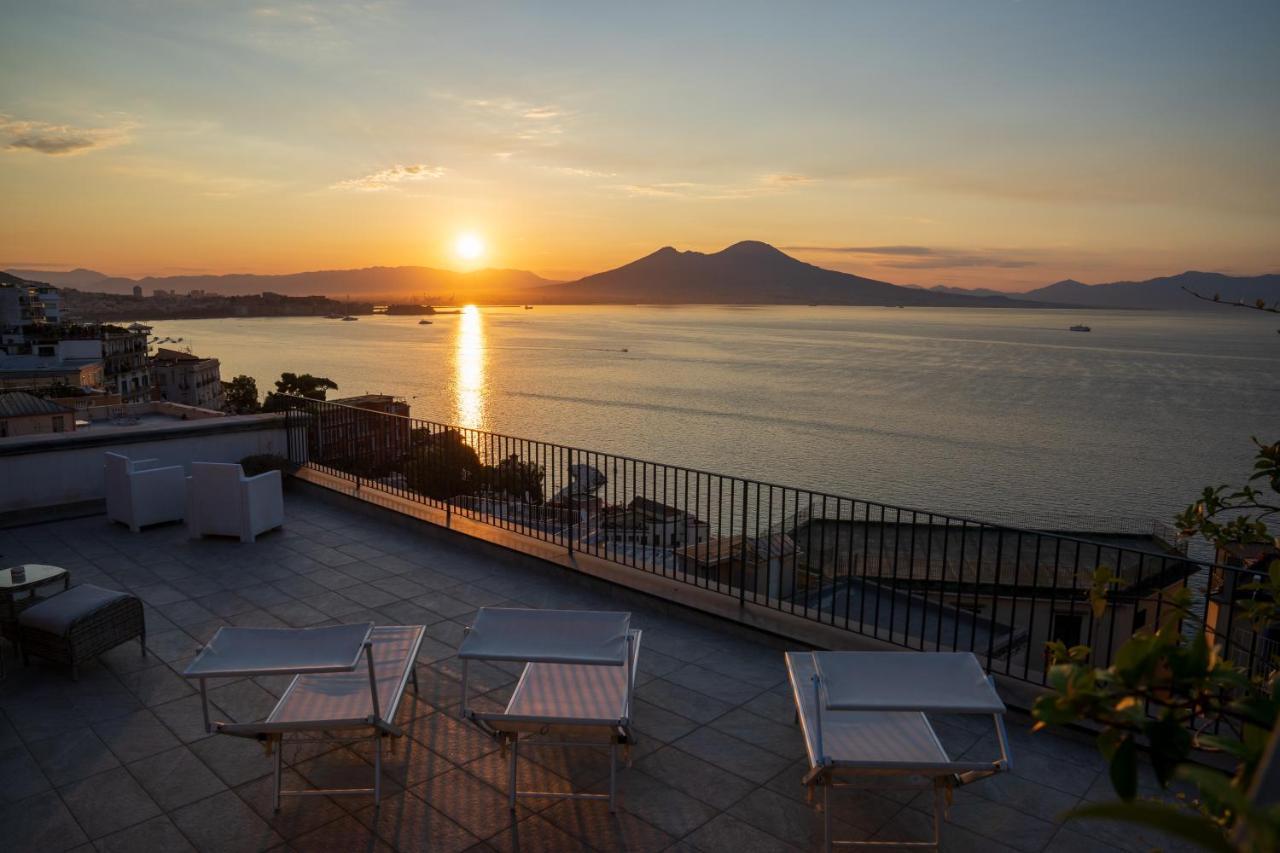 Le Stanze Di Sissi - Luxury Suites Napoli Ngoại thất bức ảnh