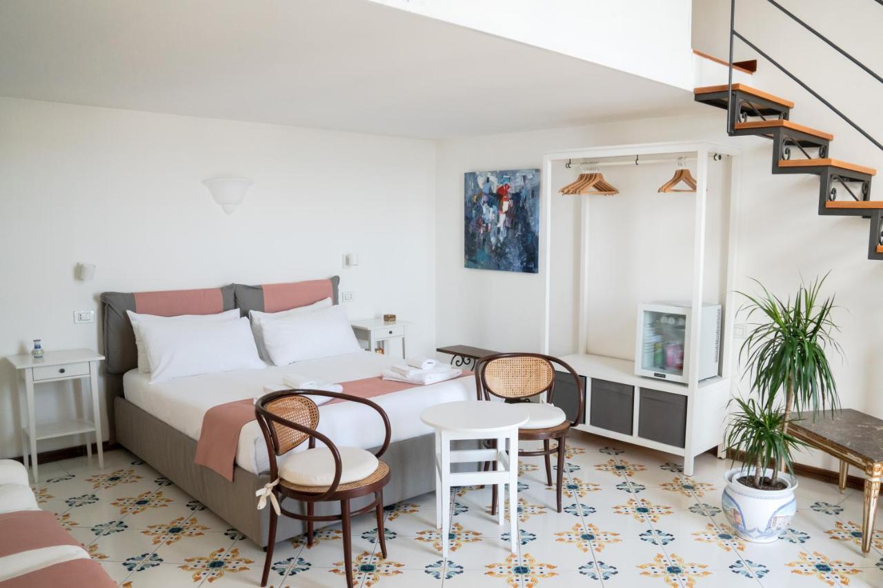 Le Stanze Di Sissi - Luxury Suites Napoli Ngoại thất bức ảnh