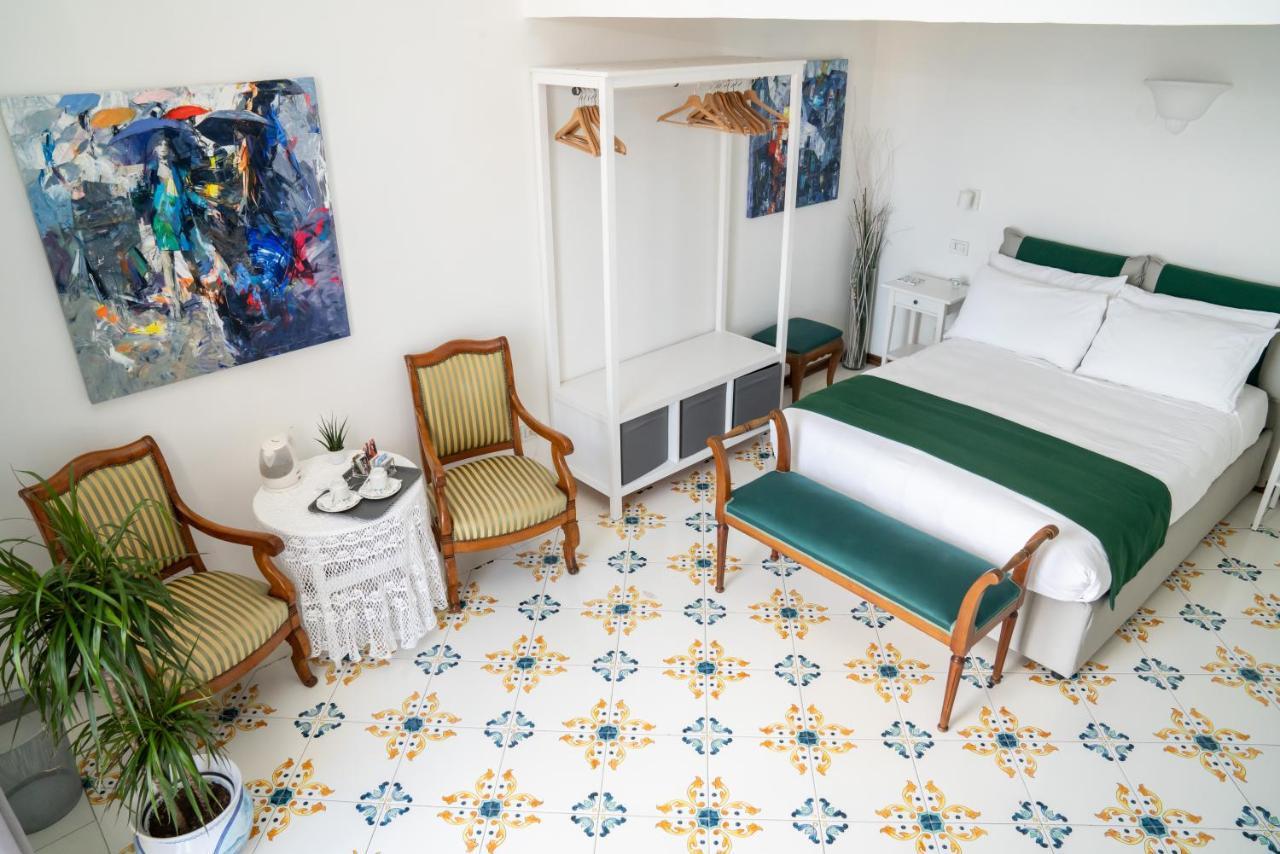 Le Stanze Di Sissi - Luxury Suites Napoli Ngoại thất bức ảnh